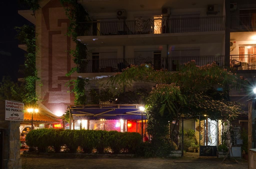 Kalypso Hotel Primorsko Exteriör bild