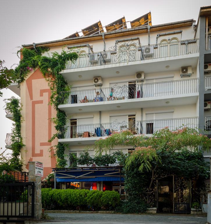 Kalypso Hotel Primorsko Exteriör bild